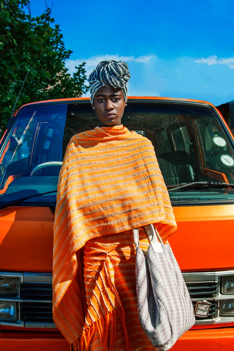 Travel Issue - ELLE SA December